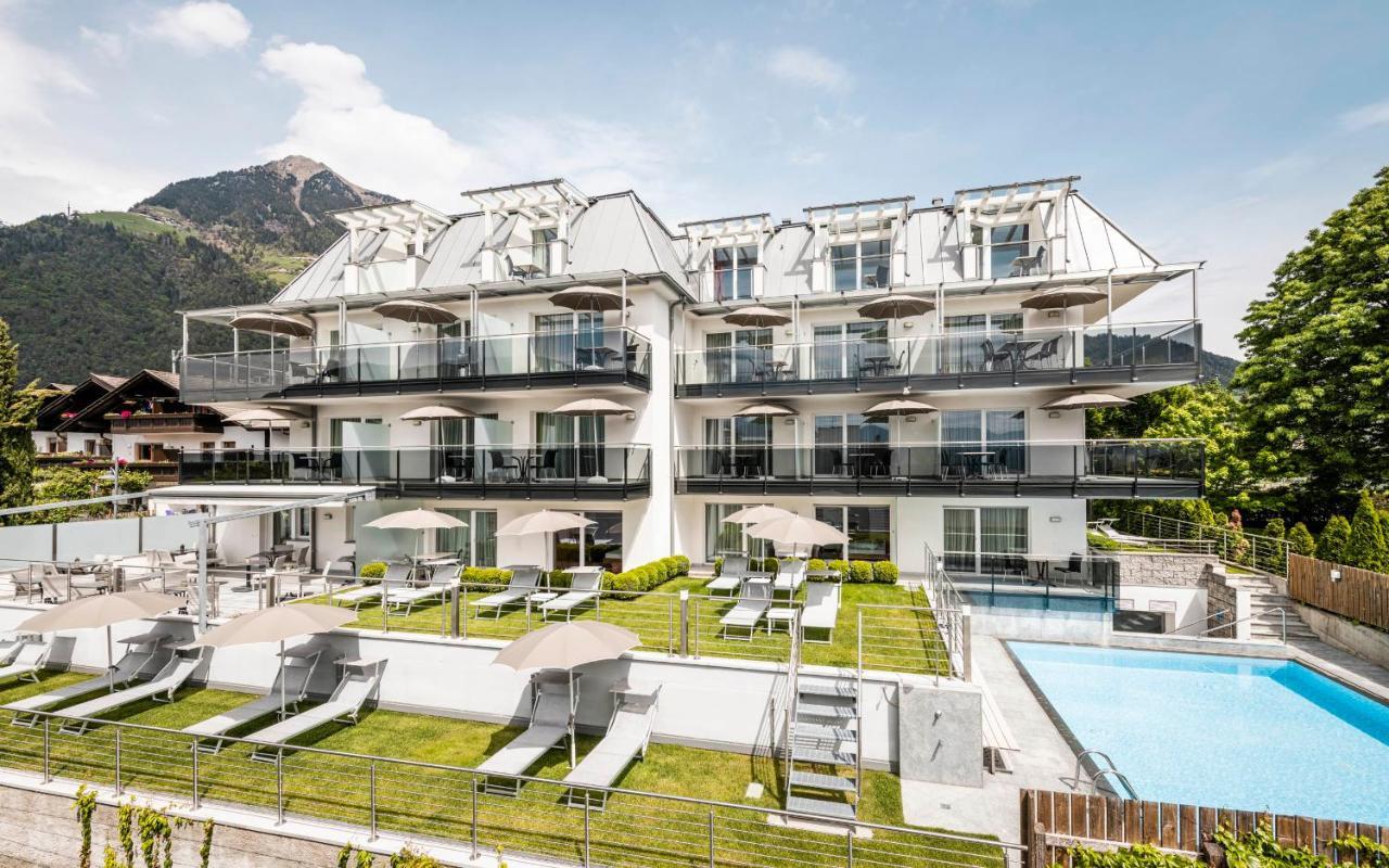 Garni Hotel Amelia Tirol Buitenkant foto