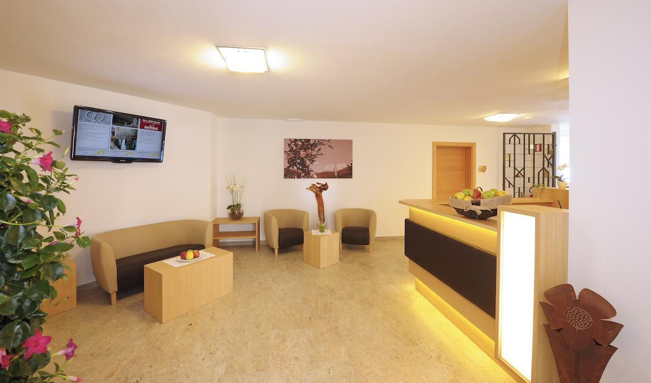 Garni Hotel Amelia Tirol Buitenkant foto