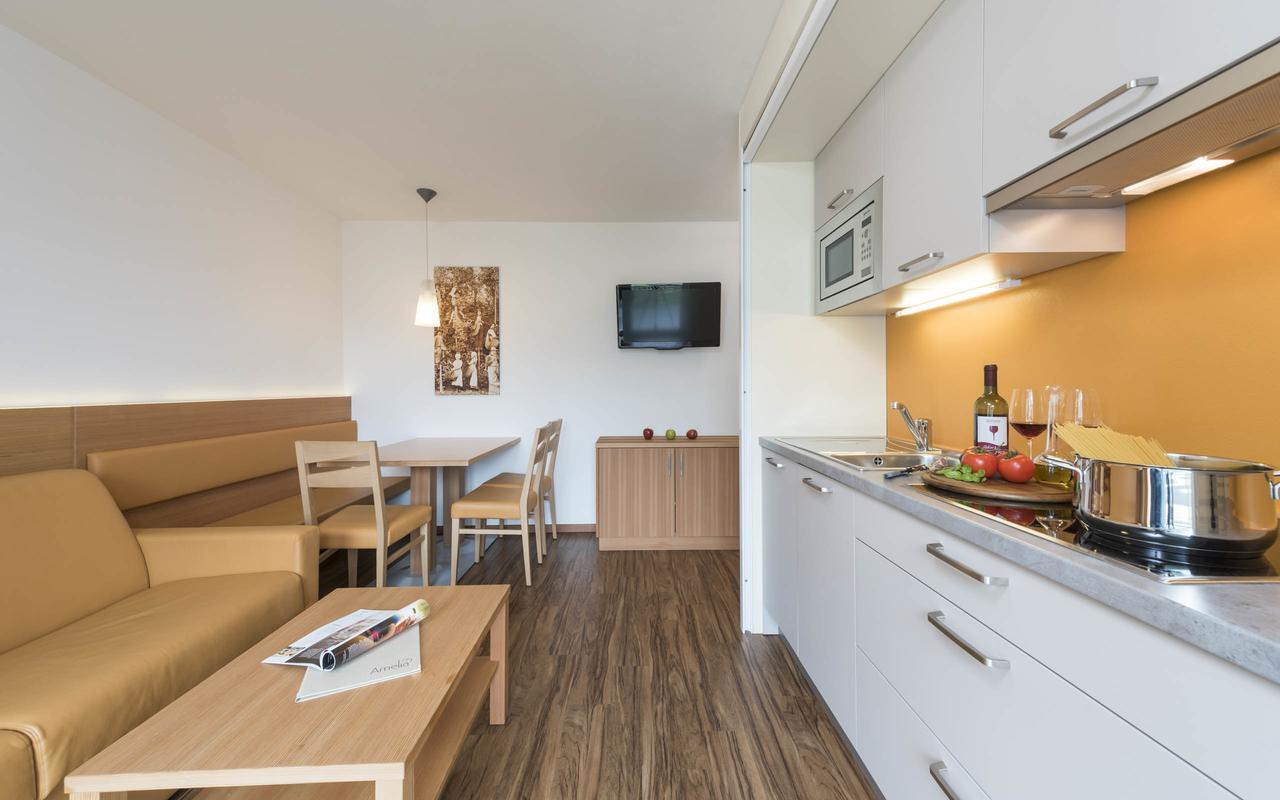 Garni Hotel Amelia Tirol Buitenkant foto